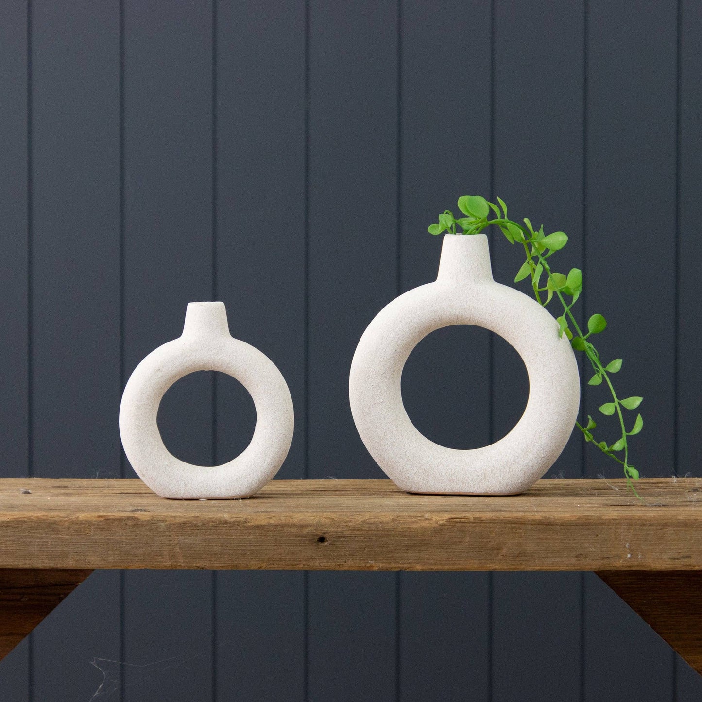 Textured Donut Vase Set
