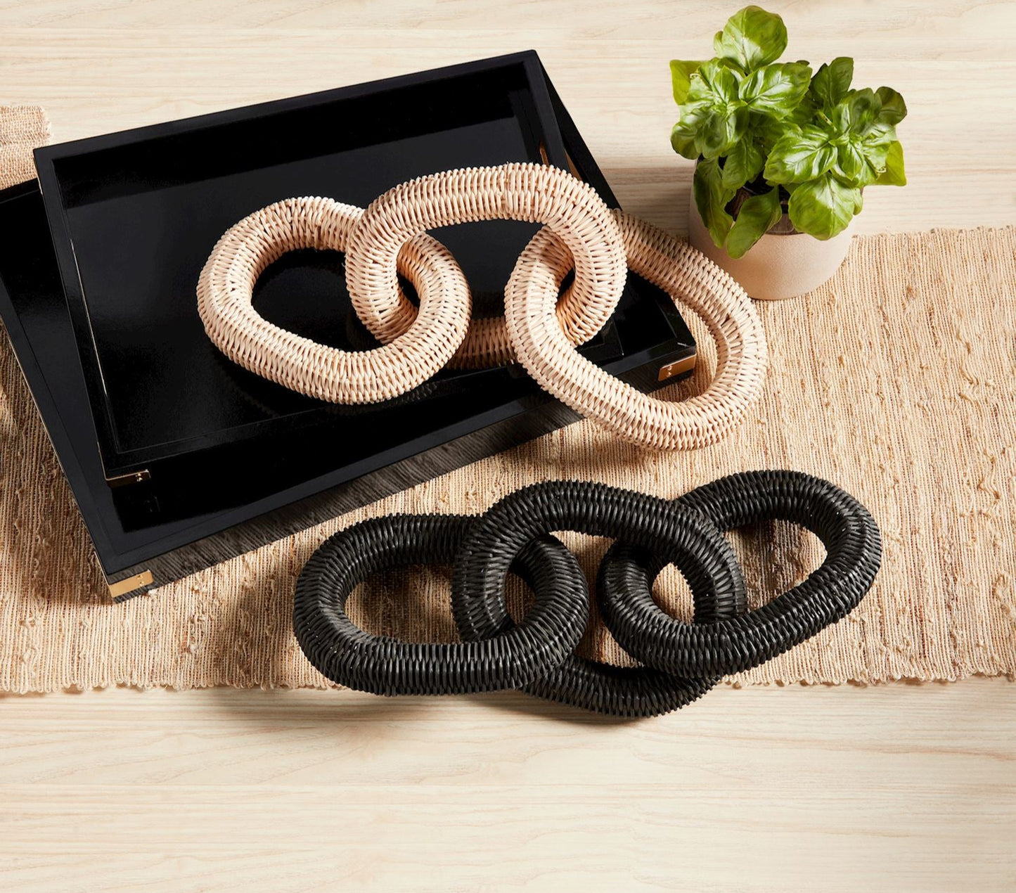 Black Rattan Links