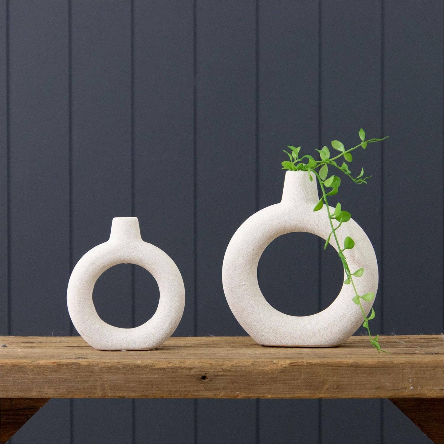 Textured Donut Vase Set