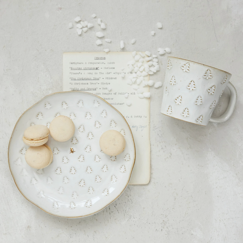 10 oz. Debossed Stoneware Mug with Electroplating (Each Will Vary)